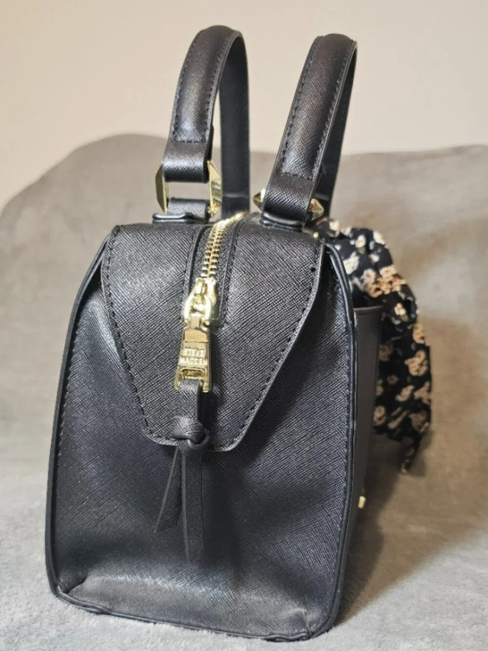Steve Madden Breese Black Satchel Crossbody Bag Floral Scarf Gold Hardware Mint
